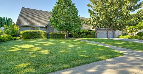 819 Lake Front Dr, Sacramento, CA 95831 Photo