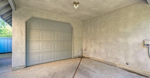 819 Lake Front Dr, Sacramento, CA 95831 Photo