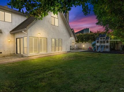 819 Lake Front Dr, Sacramento, CA 95831 Photo