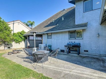 819 Lake Front Dr, Sacramento, CA 95831 Photo
