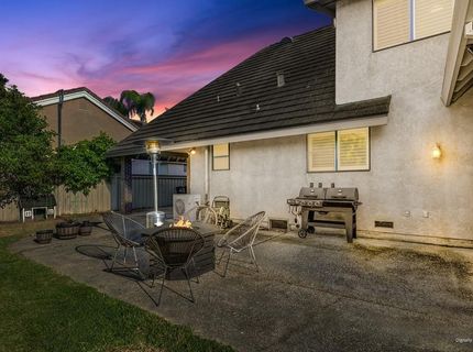 819 Lake Front Dr, Sacramento, CA 95831 Photo