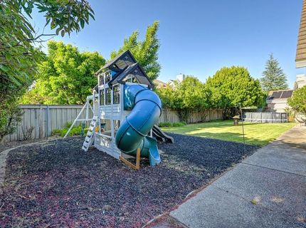 819 Lake Front Dr, Sacramento, CA 95831 Photo