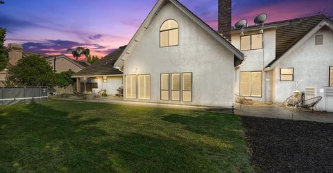819 Lake Front Dr, Sacramento, CA 95831 Photo