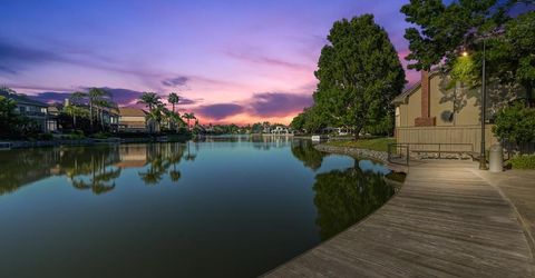 819 Lake Front Dr, Sacramento, CA 95831 Photo