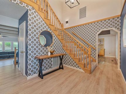 819 Lake Front Dr, Sacramento, CA 95831 Photo