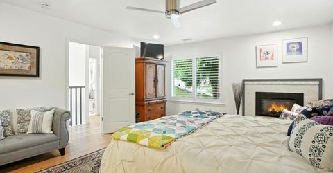 202 Dunbarton Cir, Sacramento, CA 95825 Photo