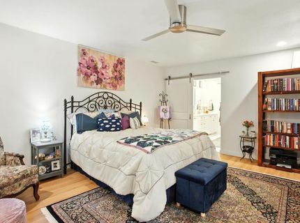 202 Dunbarton Cir, Sacramento, CA 95825 Photo