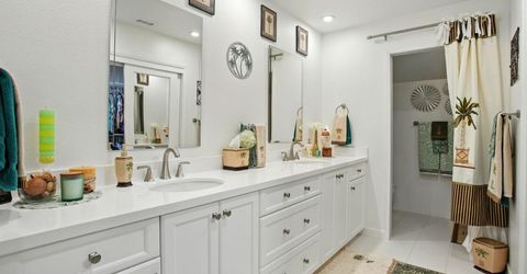 202 Dunbarton Cir, Sacramento, CA 95825 Photo