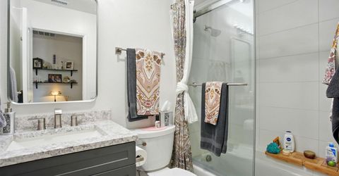 202 Dunbarton Cir, Sacramento, CA 95825 Photo