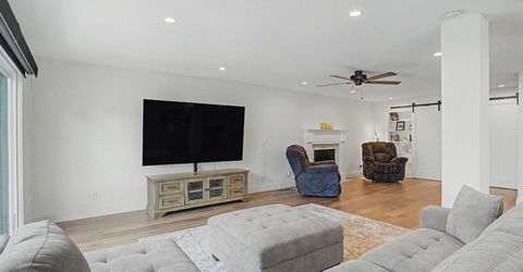 2707 Latham Dr, Sacramento, CA 95864 Photo