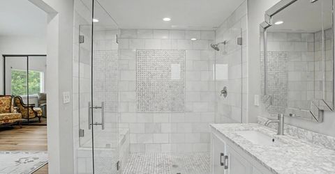 2707 Latham Dr, Sacramento, CA 95864 Photo