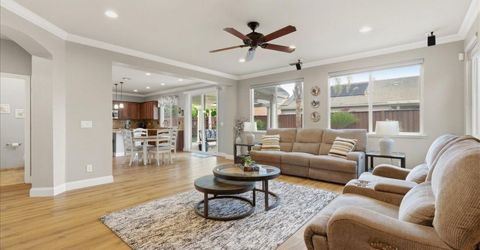 1641 Hummingbird Way, Roseville, CA 95747 Photo