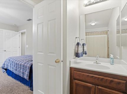 1641 Hummingbird Way, Roseville, CA 95747 Photo