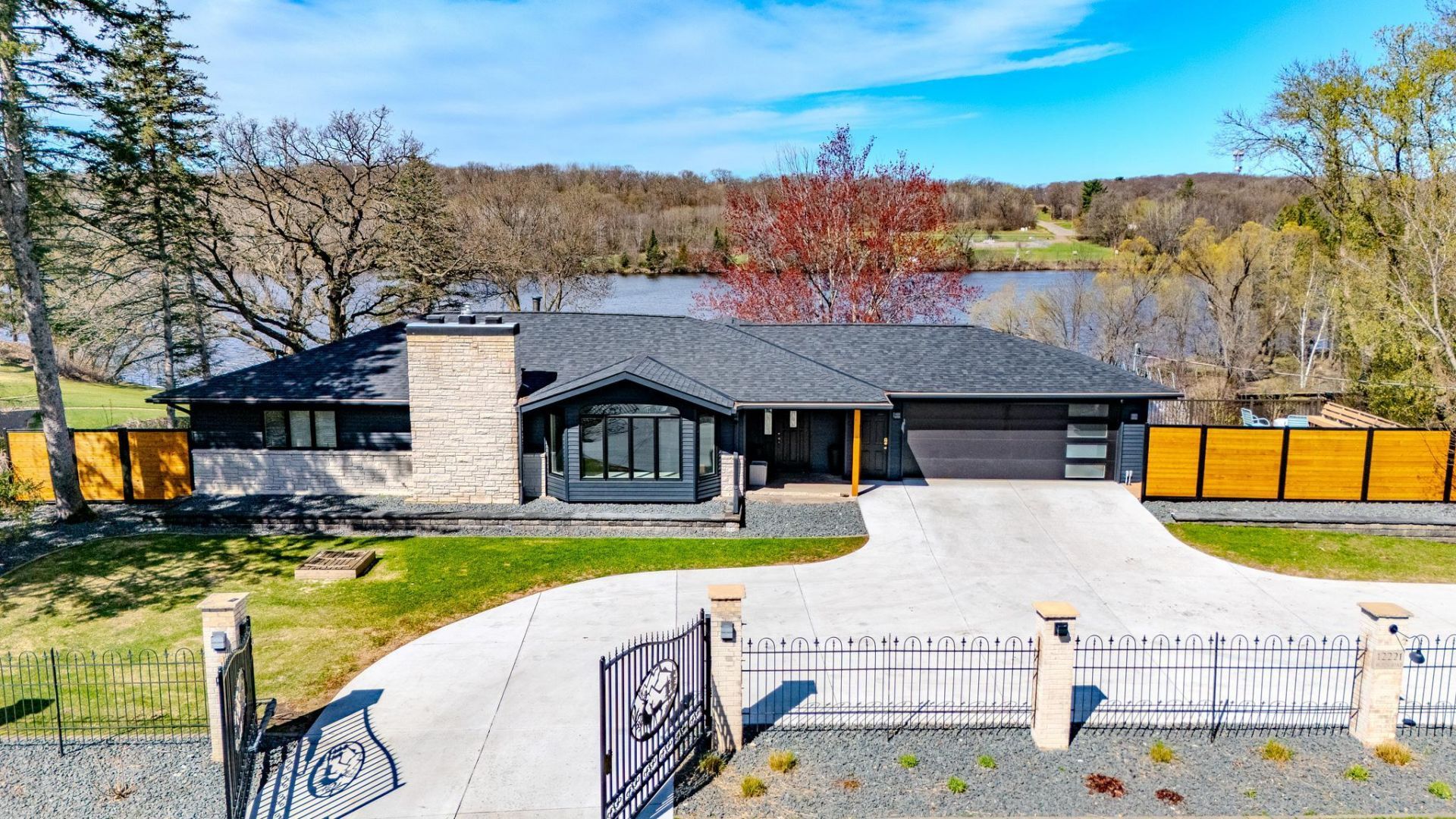 12221 Hillton Road, Little Falls, MN 56345