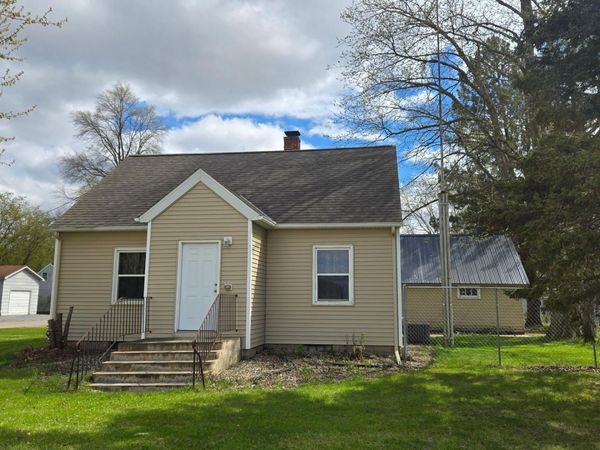 42975 126th Avenue , Holdingford, MN 56340