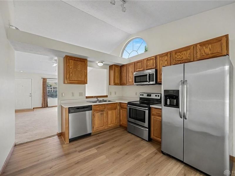 529 Weeping Willow Lane, Maineville, OH 45039 Photo 4
