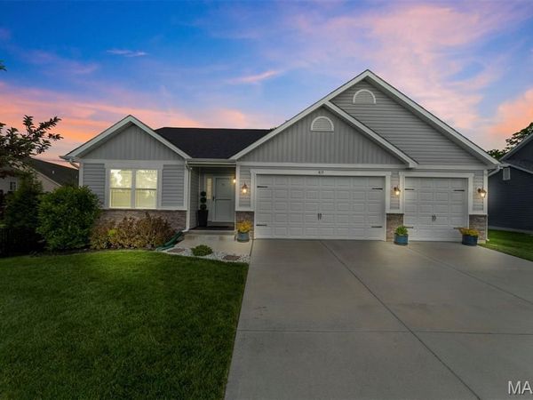 415 Knothole Lane, Wentzville, MO 63385