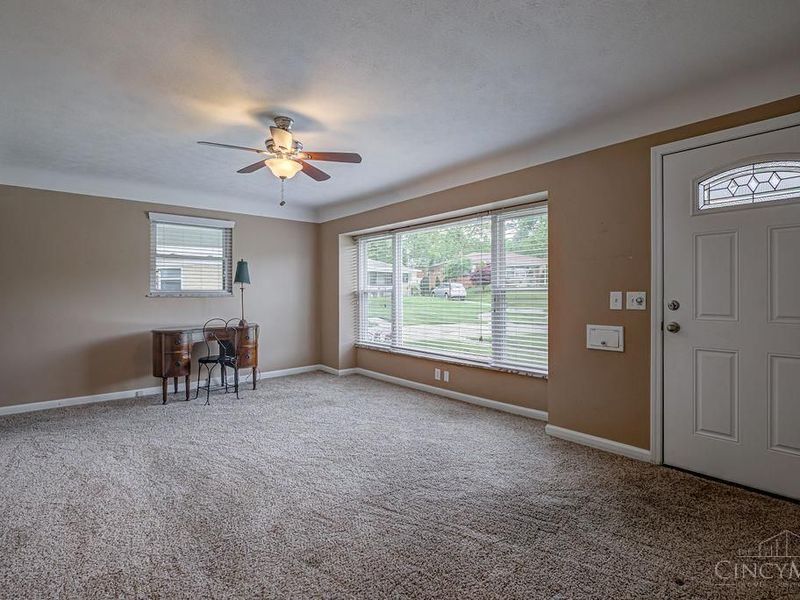 5714 Juliemarie Court, Green Township, OH 45239 Photo 7