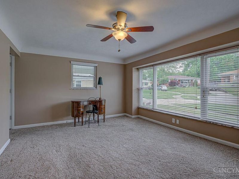 5714 Juliemarie Court, Green Township, OH 45239 Photo 8