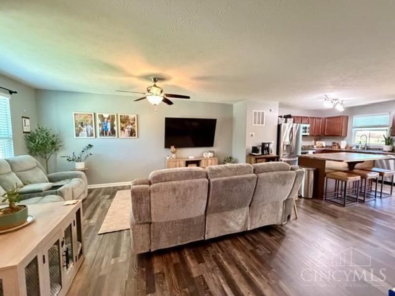 6167 Woodville Drive, Goshen Twp, OH 45140 Photo 5