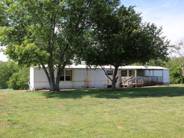 102 Cherry Lane, Scottsville, KY 42164
