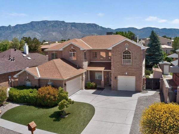 7308 Wadi Musa Drive NE, Albuquerque, NM 87122
