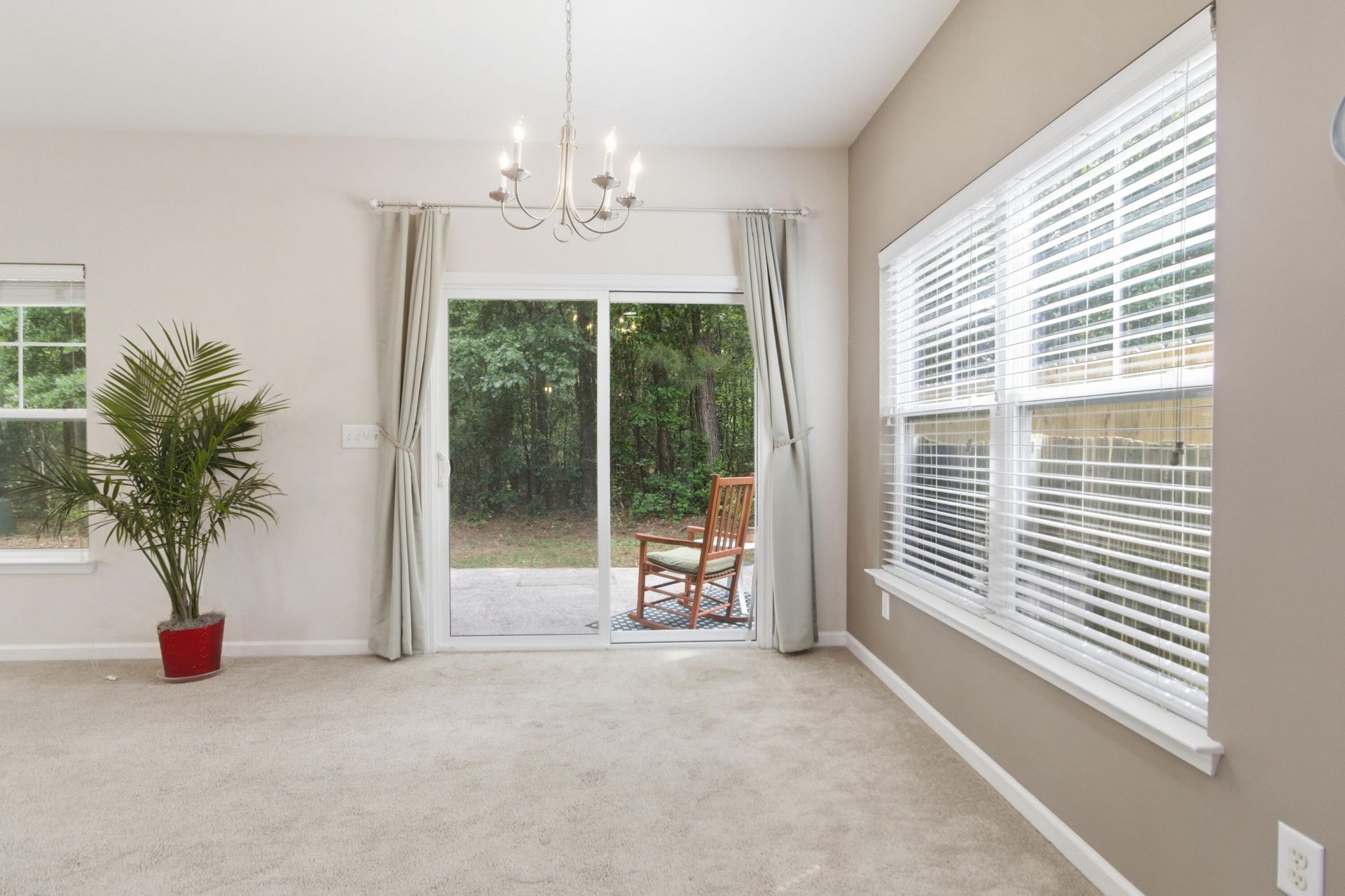 1754 Towne Street Photo 19