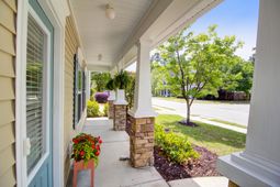 1754 Towne Street photo 4