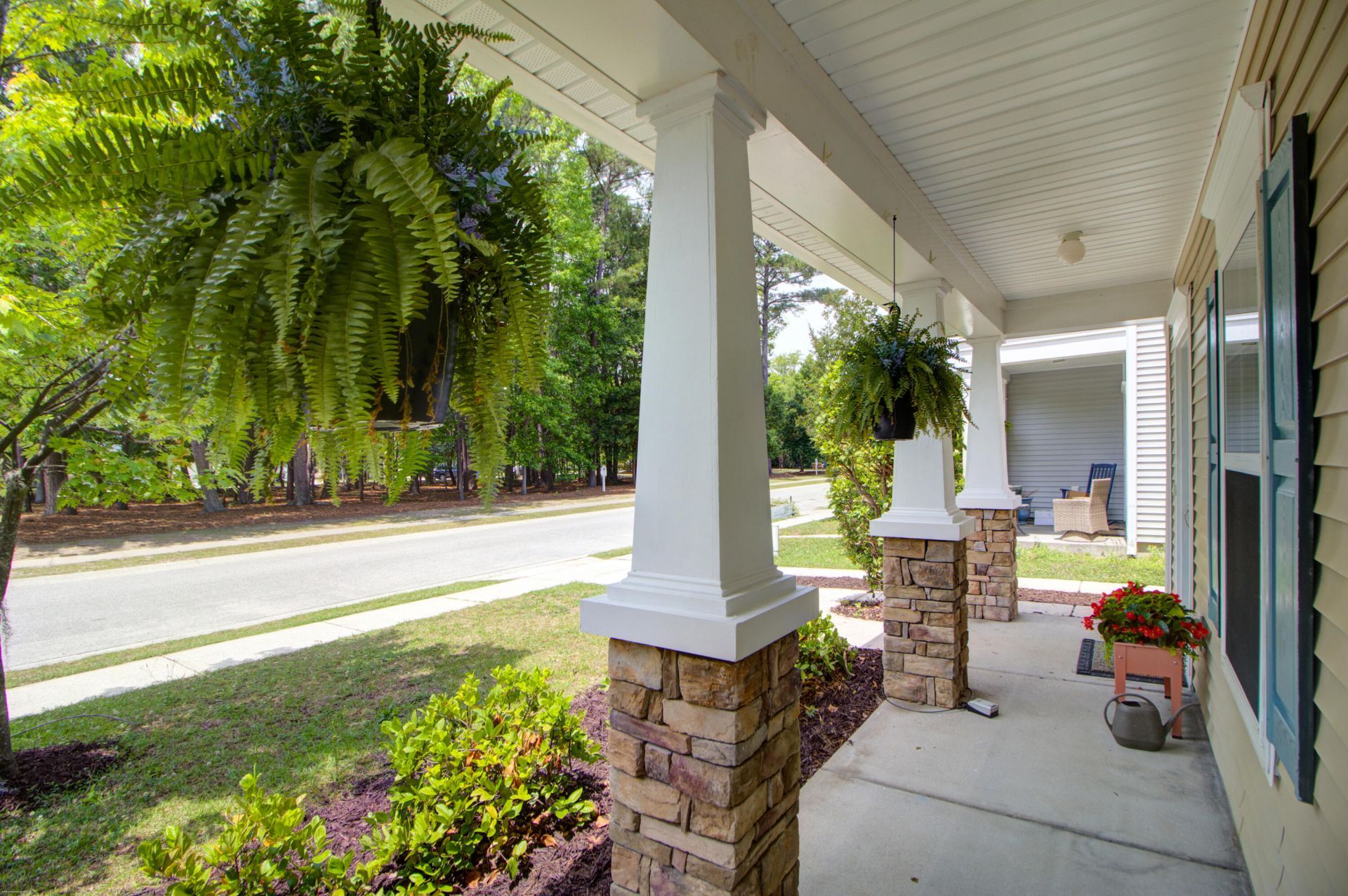 1754 Towne Street Photo 8