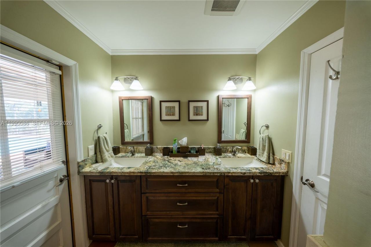 16445 SW 80th Ave, Palmetto Bay, FL 33157 Photo