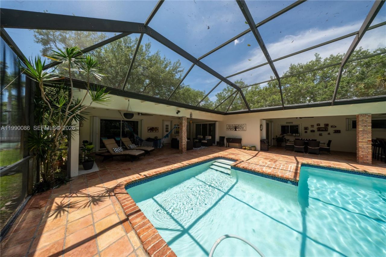 16445 SW 80th Ave, Palmetto Bay, FL 33157 Photo