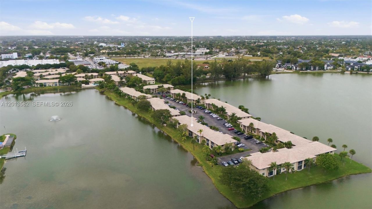 5501 Lakeside Dr , Unit 204, Margate, FL 33063 Photo