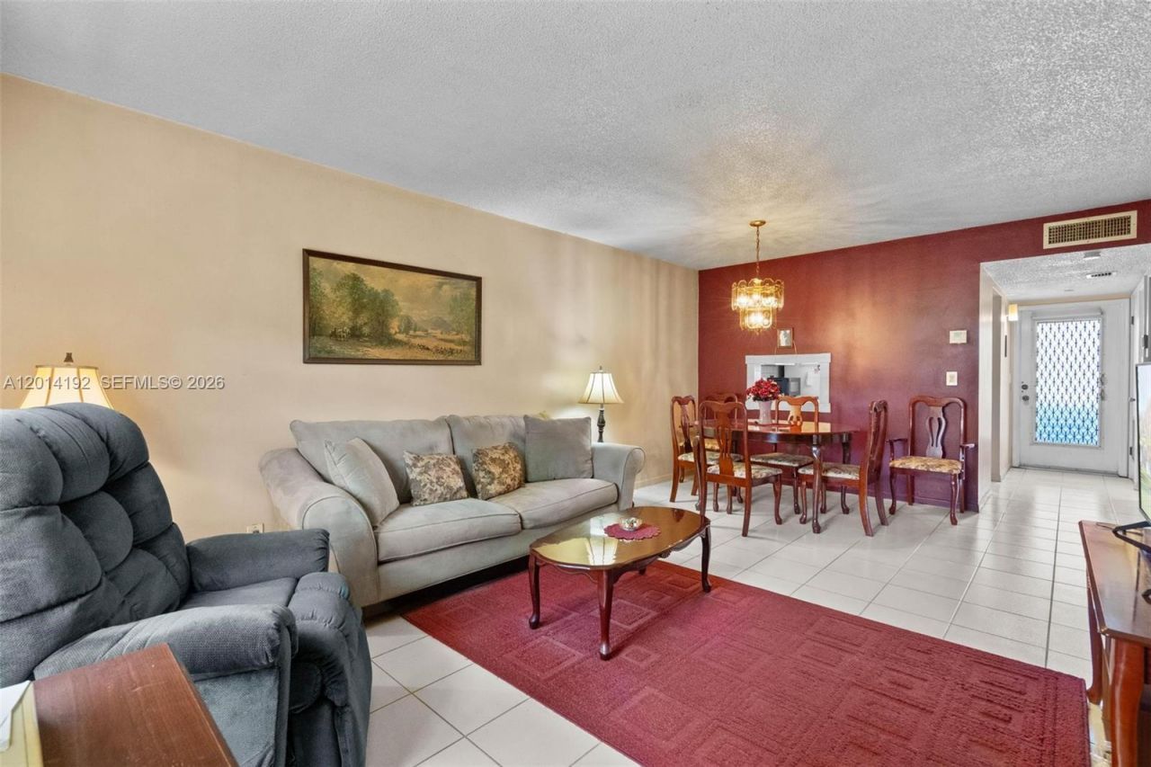 100 Berkley Rd , Unit 106, Hollywood, FL 33024 Photo