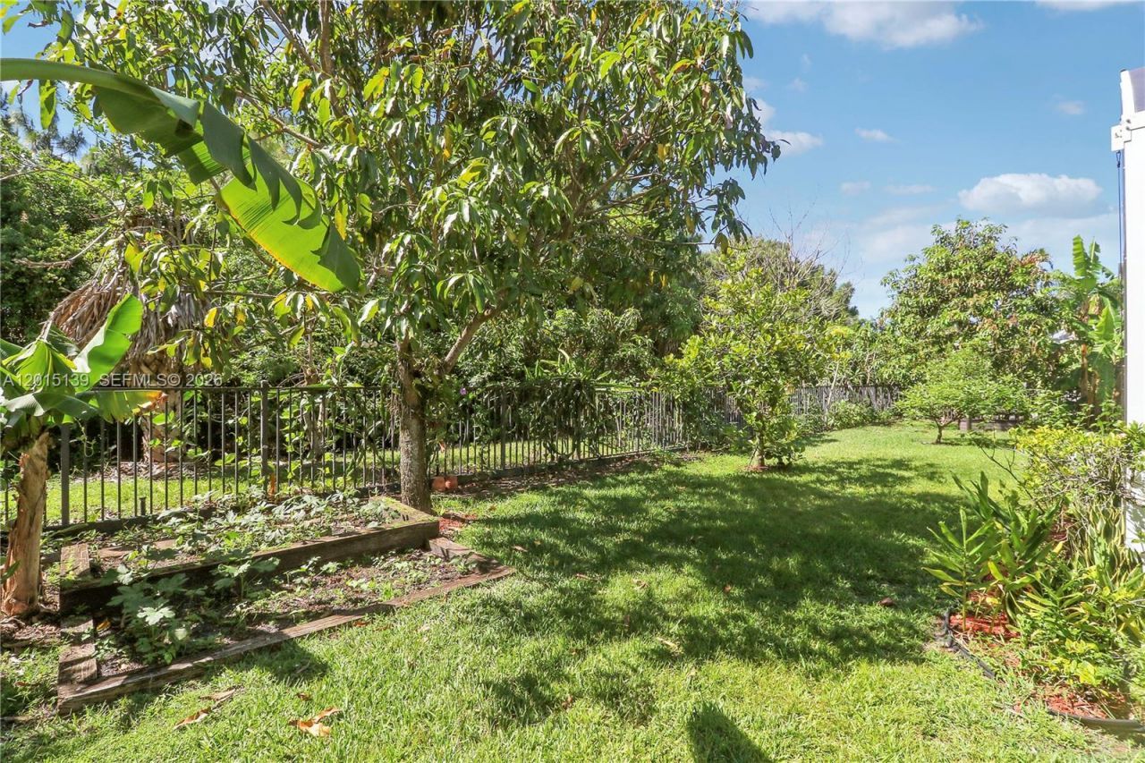 3978 W Hamilton Ky , West Palm Beach, FL 33411 Photo