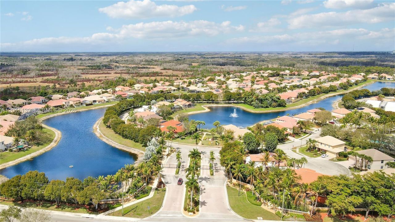 3978 W Hamilton Ky , West Palm Beach, FL 33411 Photo