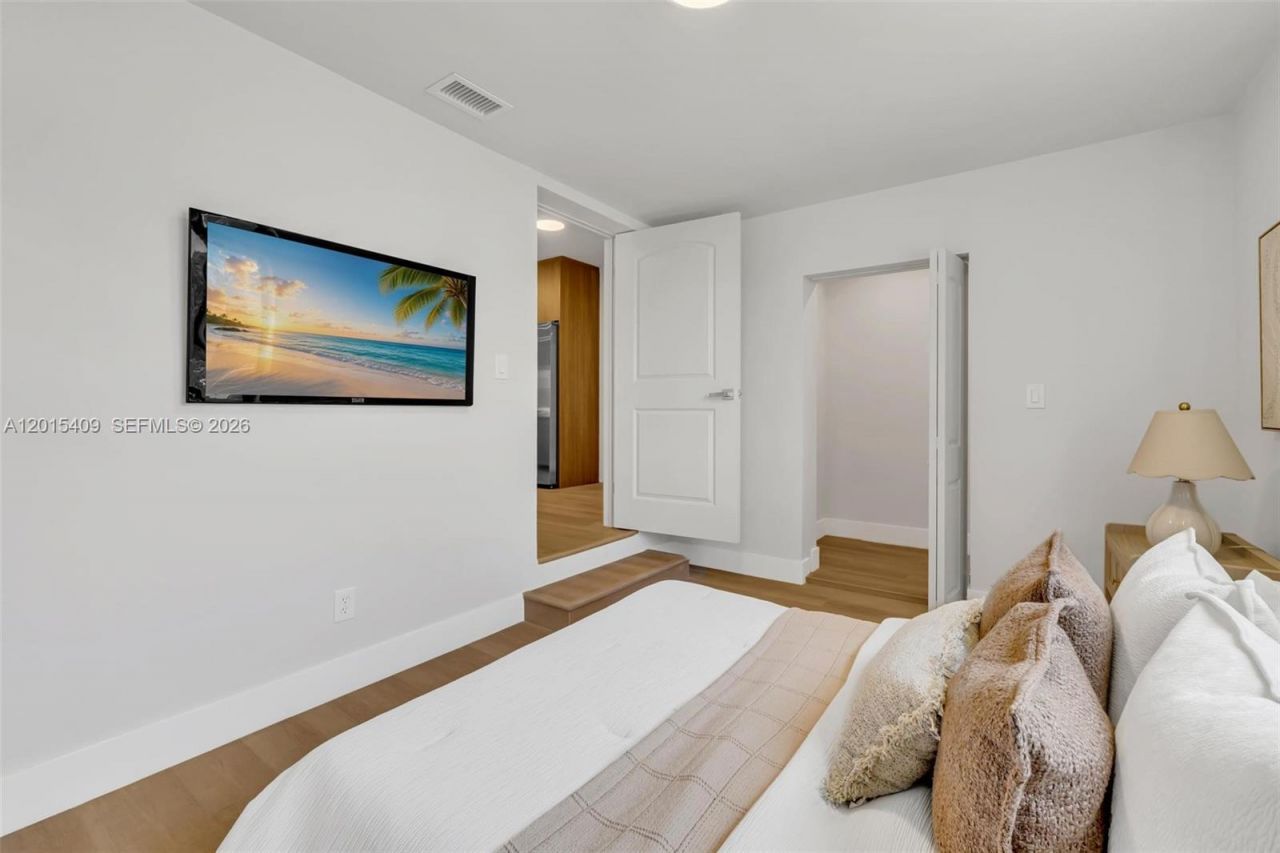 1206 NW 11th St, Fort Lauderdale, FL 33311 Photo