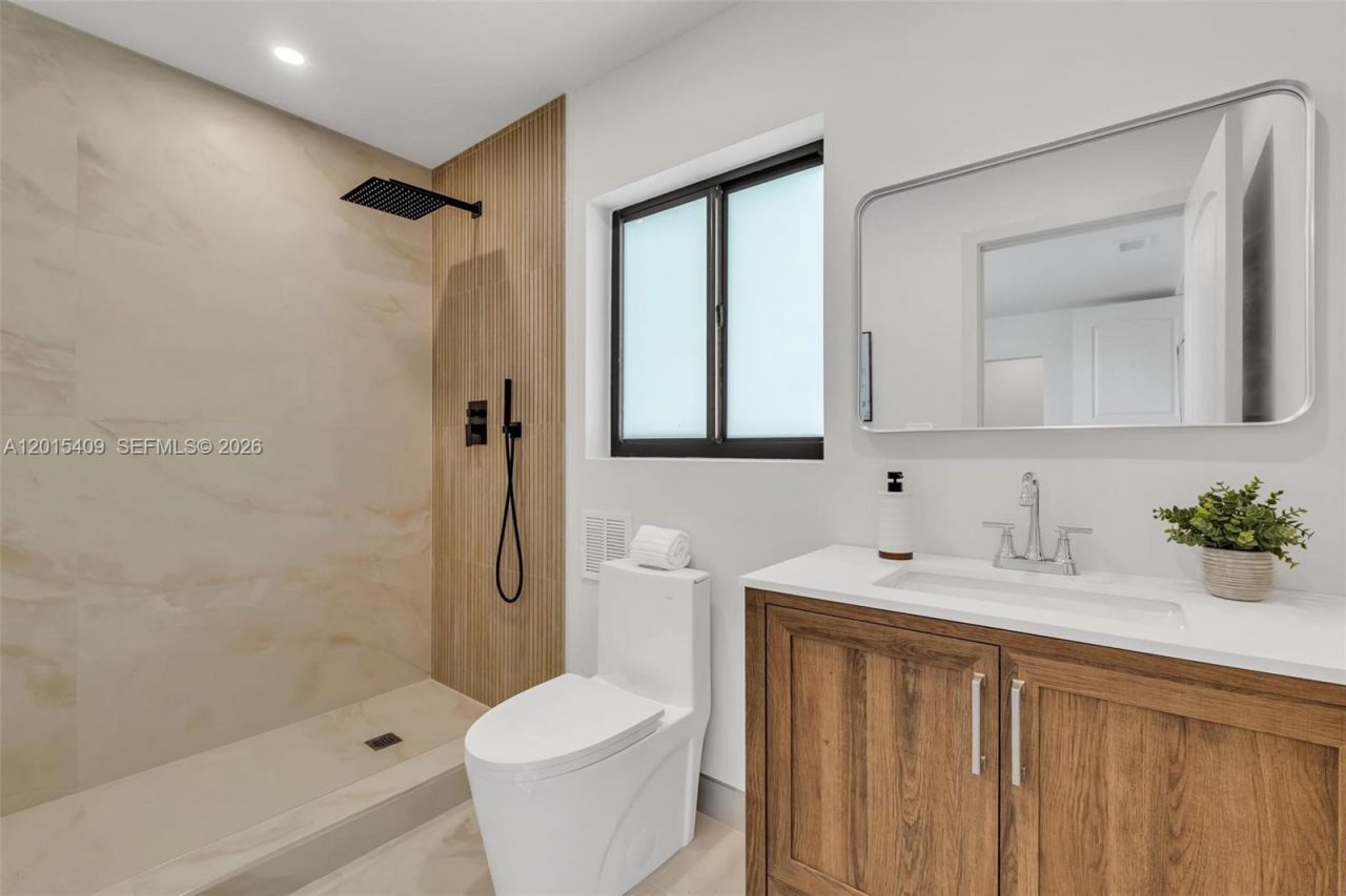1206 NW 11th St, Fort Lauderdale, FL 33311 Photo