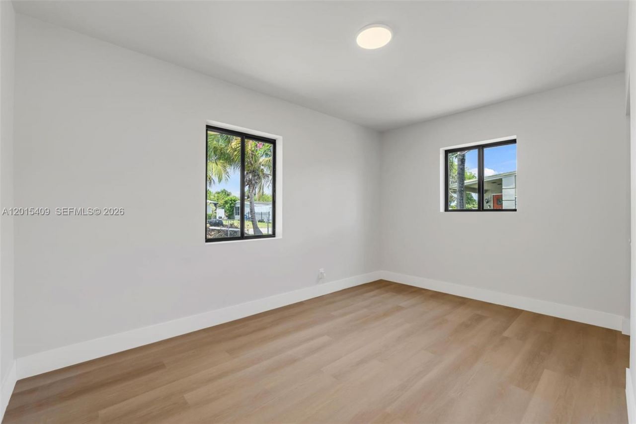 1206 NW 11th St, Fort Lauderdale, FL 33311 Photo