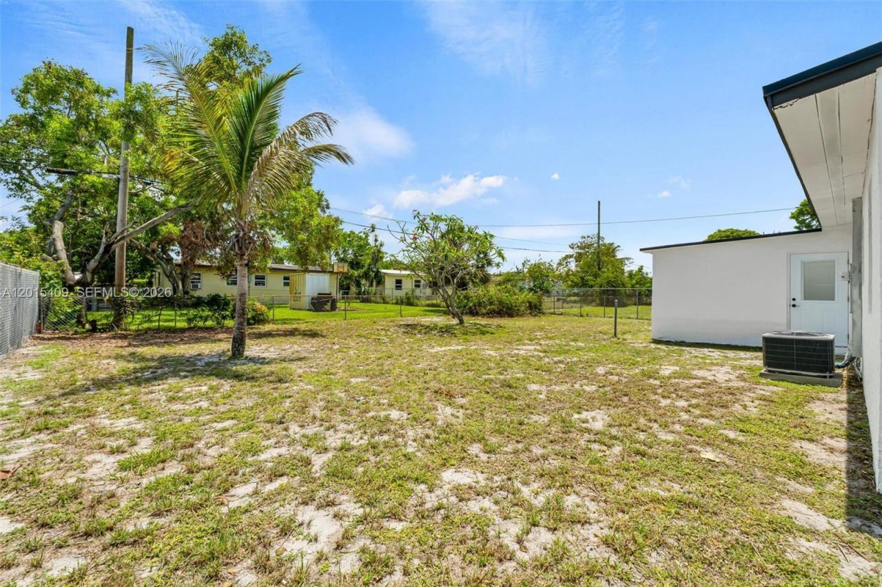 1206 NW 11th St, Fort Lauderdale, FL 33311 Photo