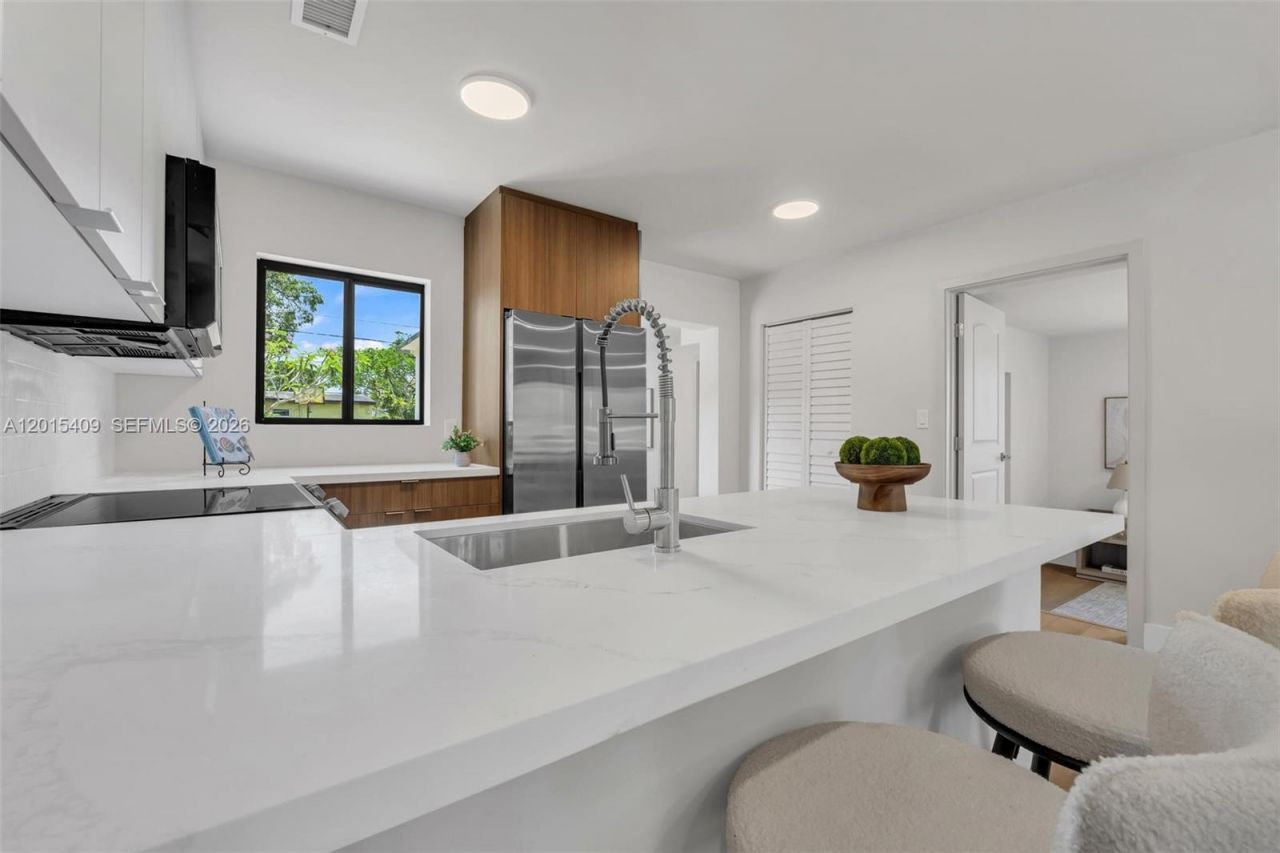 1206 NW 11th St, Fort Lauderdale, FL 33311 Photo