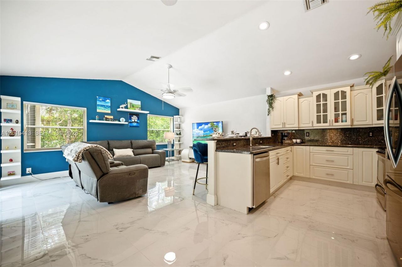 10420 NW 49th Pl , Coral Springs, FL 33076 Photo