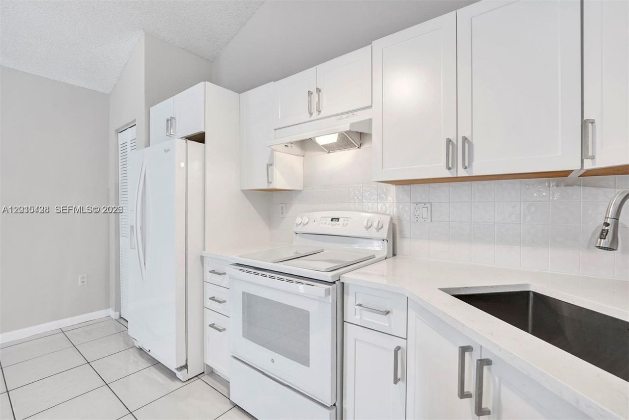 9892 Boca Gardens Pkwy, Unit A, Boca Raton, FL 33496 Photo