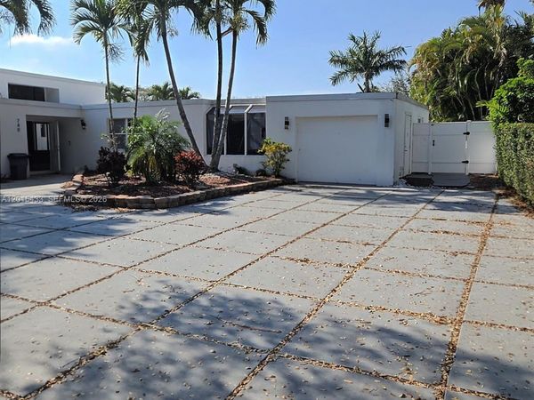 740 Conch Shell Pl , Plantation, FL 33324