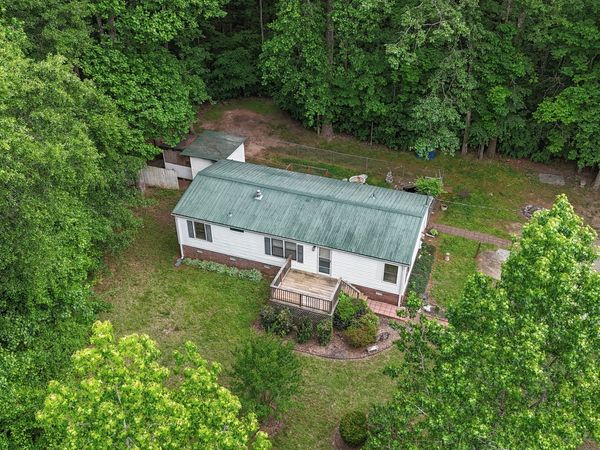 4 Cottonwood Circle, Sharpsburg, GA 30277