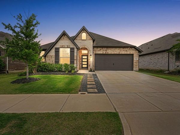520 Concho Street, Aubrey, TX 76227