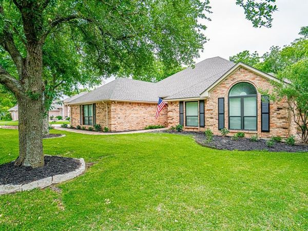 8902 Pleasant Hill Drive, Granbury, TX 76049