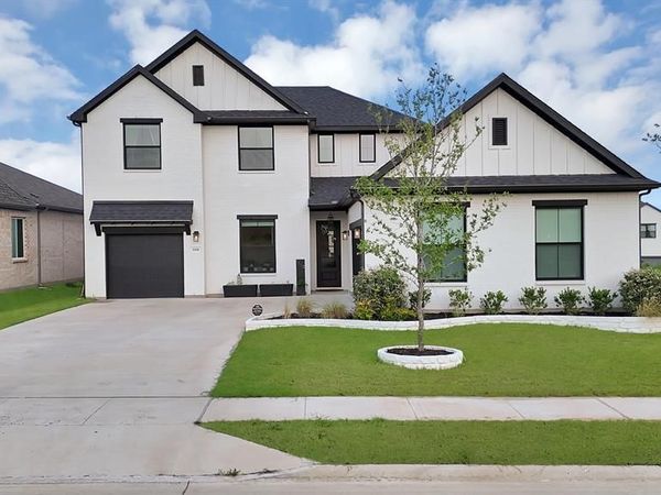 1110 Nora Lane , Forney, TX 75126