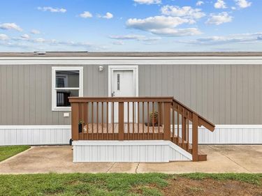 5400 Parker Henderson Road, Unit 3, Fort Worth, TX 76119