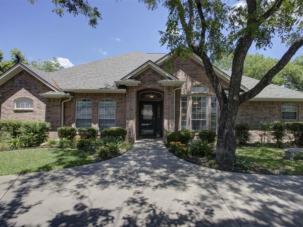 5006 Wedgefield Road, Granbury, TX 76049