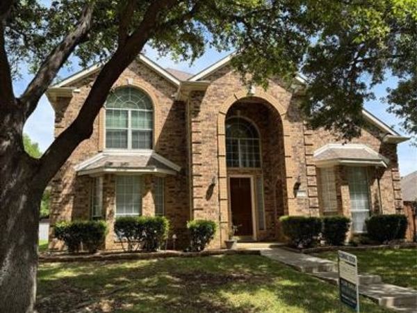 5924 Heron Cove Lane, The Colony, TX 75056